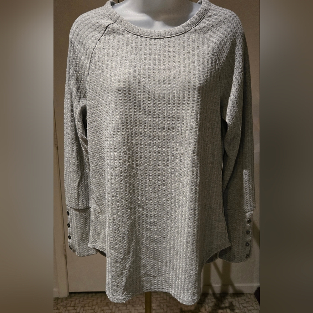Chaser Gray Waffle Knit Long Sleeve Top